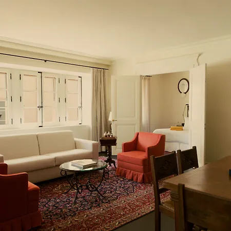 Hotel La Ponche 5*