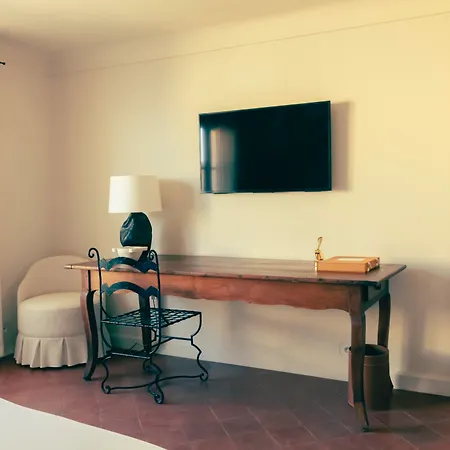 La Ponche Hotel 5*