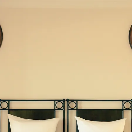 Otel La Ponche 5*
