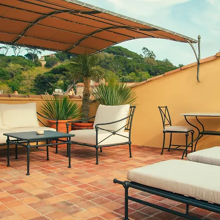 La Ponche Hotel
